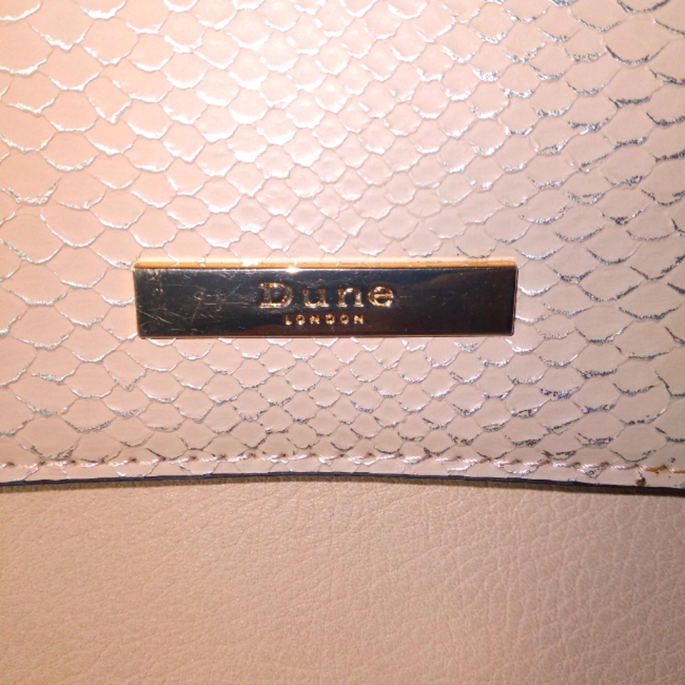 Dune London Pink/Rose Gold Faux Snakeskin Print Hand-Held Bag - Picture 4 of 17